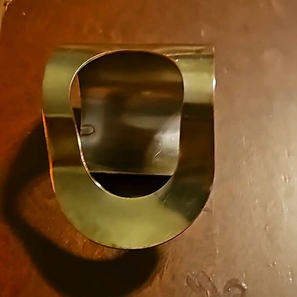 Ferragamo Sculptural Silvertone Wide Cuff Unique Design Bracelet - Picture 5 of 8